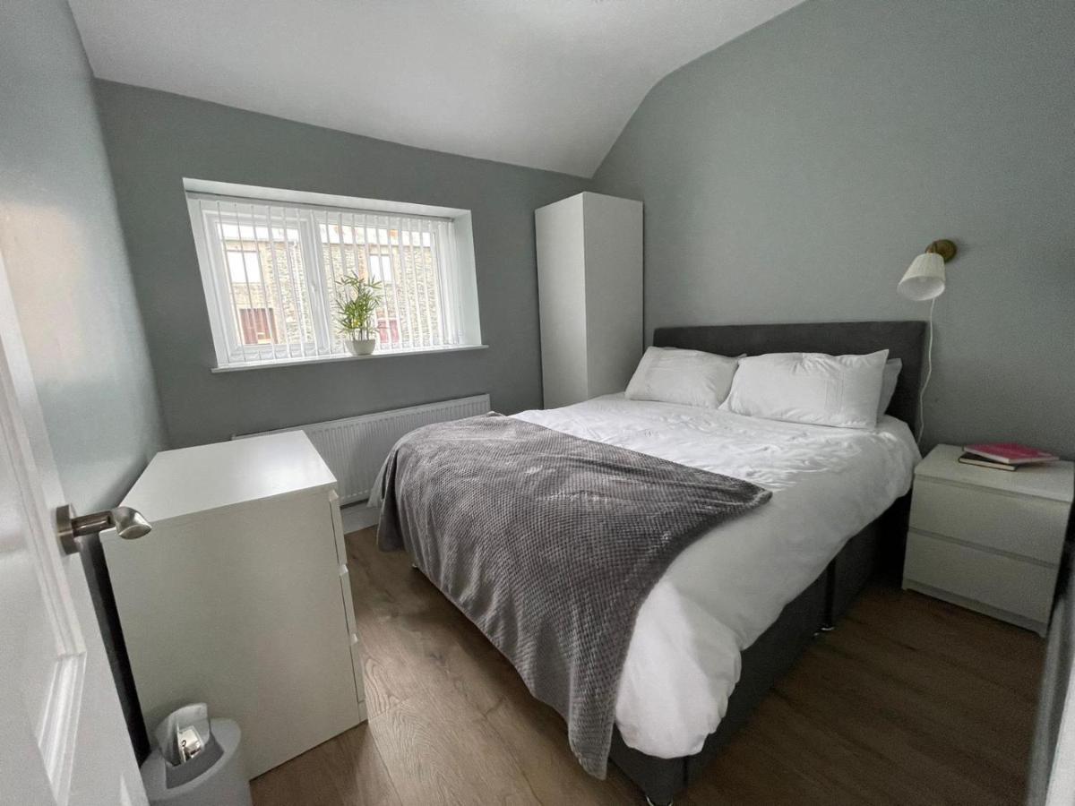 Tonn Ruray Sea View Luxury 2 Bed Apartment Dundrum Eksteriør bilde