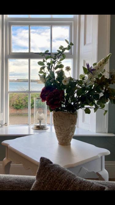 Tonn Ruray Sea View Luxury 2 Bed Apartment Dundrum Eksteriør bilde